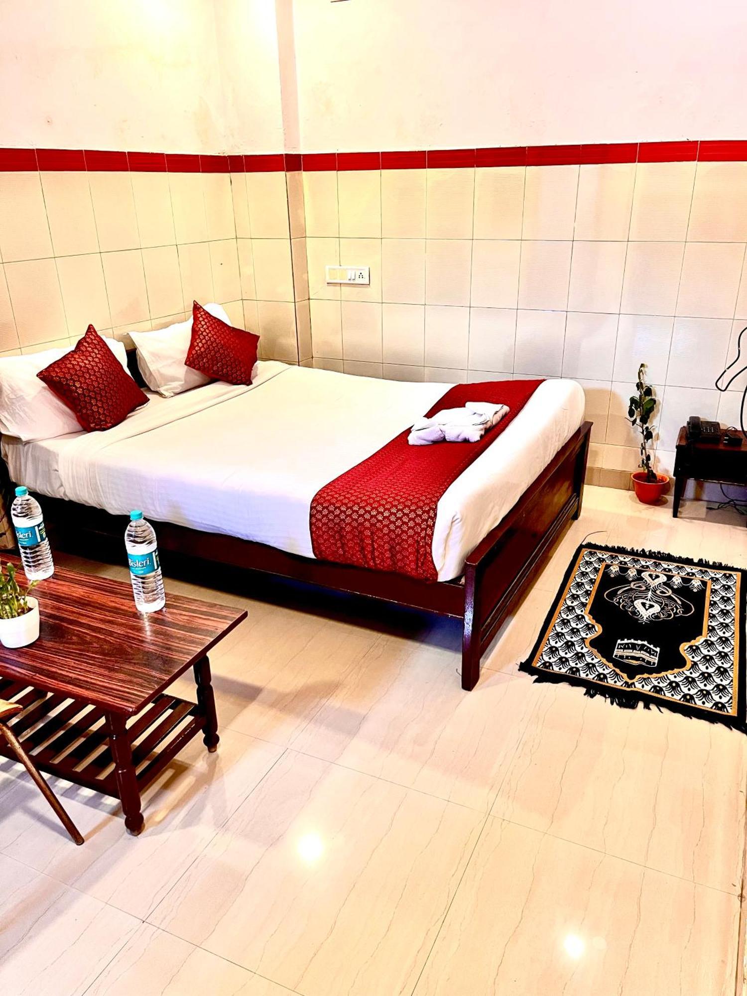 Hotel Sita Grand Shamshabad Exteriör bild