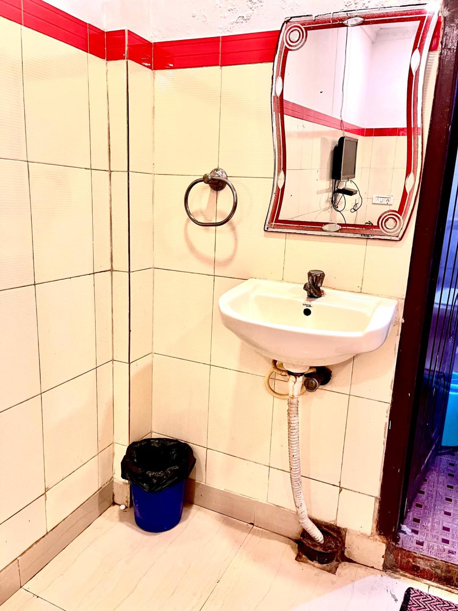 Hotel Sita Grand Shamshabad Exteriör bild
