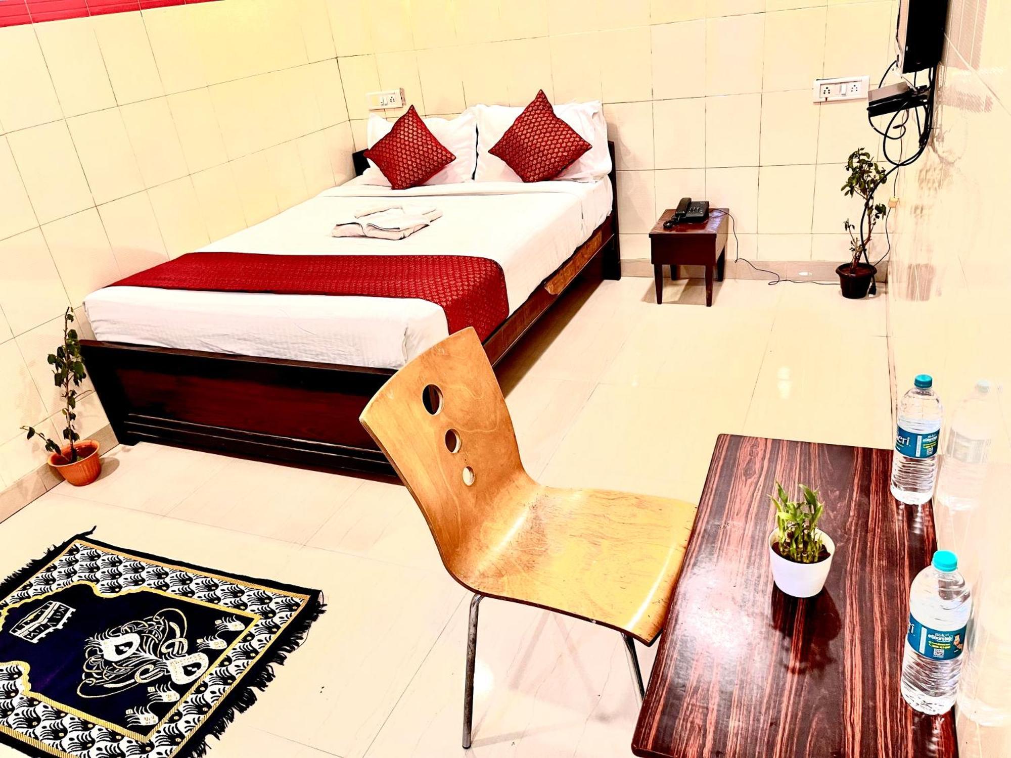 Hotel Sita Grand Shamshabad Exteriör bild