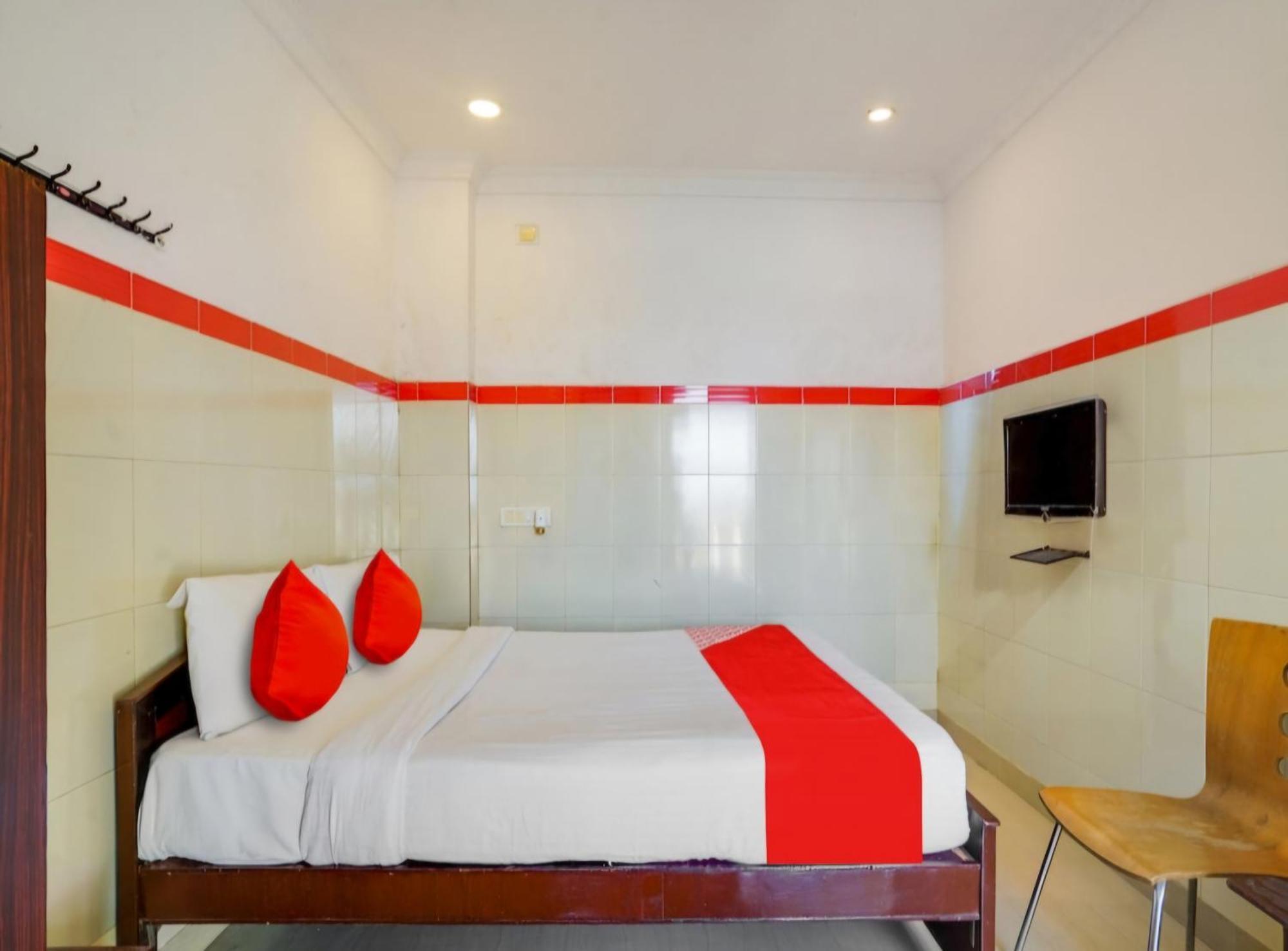 Hotel Sita Grand Shamshabad Exteriör bild